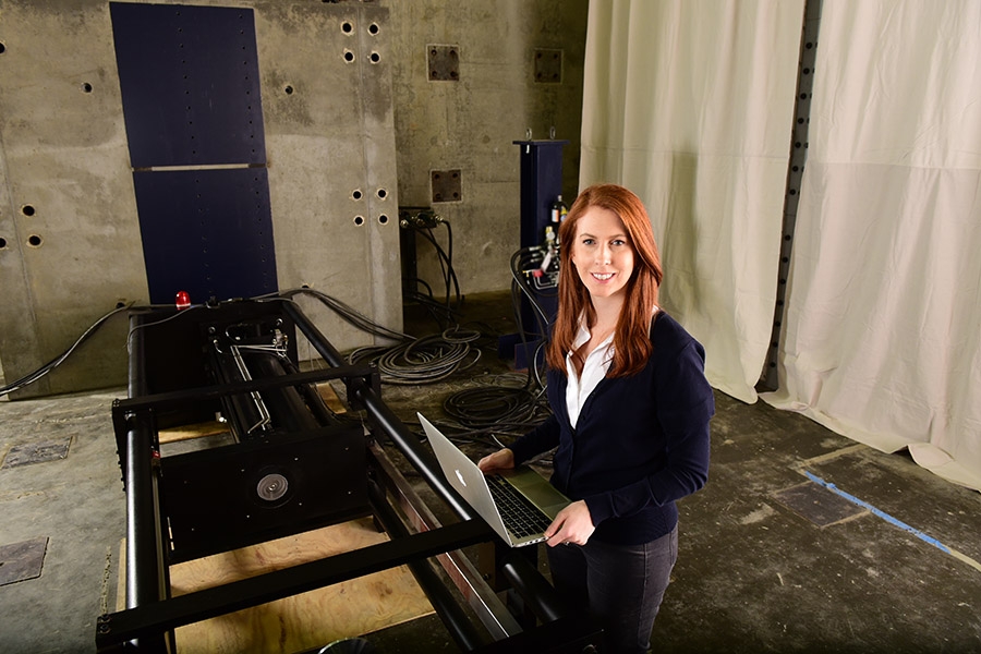 Lauren Stewart in her lab. (Photo: Gary Meek)